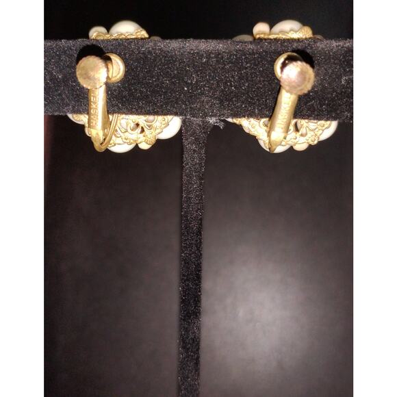 Vintage Miriam Haskell Clip-On Earrings Wood & Ivory-Tone Floral Cluster (1960s) - Picture 2 of 4